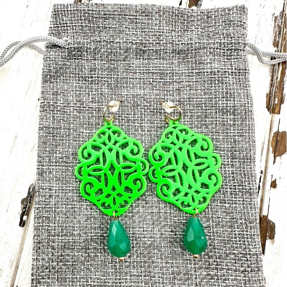 Acrylic Filigree Earrings Lime Green Faceted Teardrop‎ Beads NEW - Picture 2 of 3